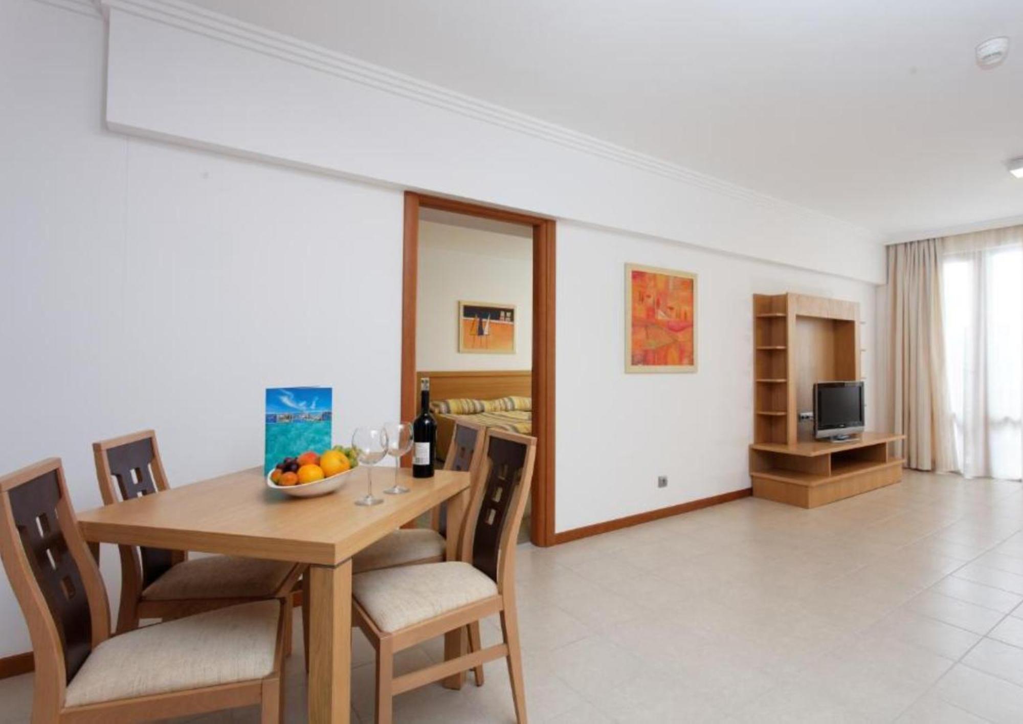Emerald Beach Resort & Spa Ravda Room photo